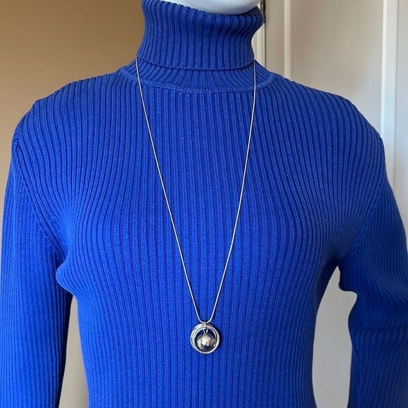 Long silver tone necklace - Picture 1 of 6